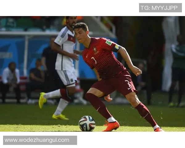 足球明星化身舞王模仿杰克逊展现惊人舞技与球技的完美结合 足球明星化身舞王模仿杰克逊展现惊人舞技与球技的完美结合