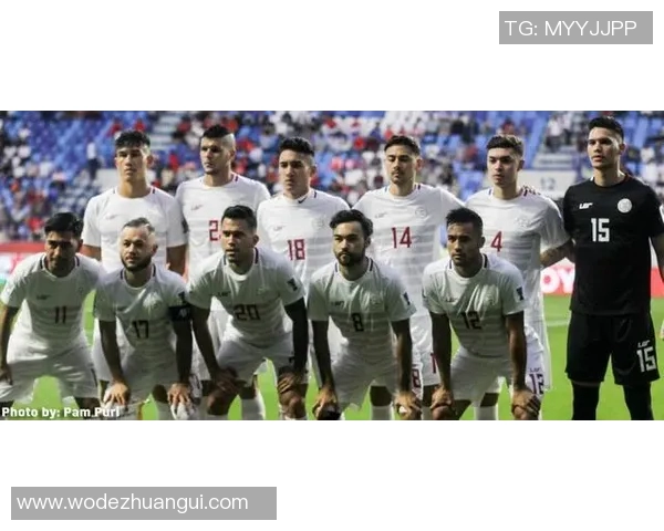 日本足球与澳大利亚的激烈对决展现亚洲足球的崛起与竞争力 日本足球与澳大利亚的激烈对决展现亚洲足球的崛起与竞争力